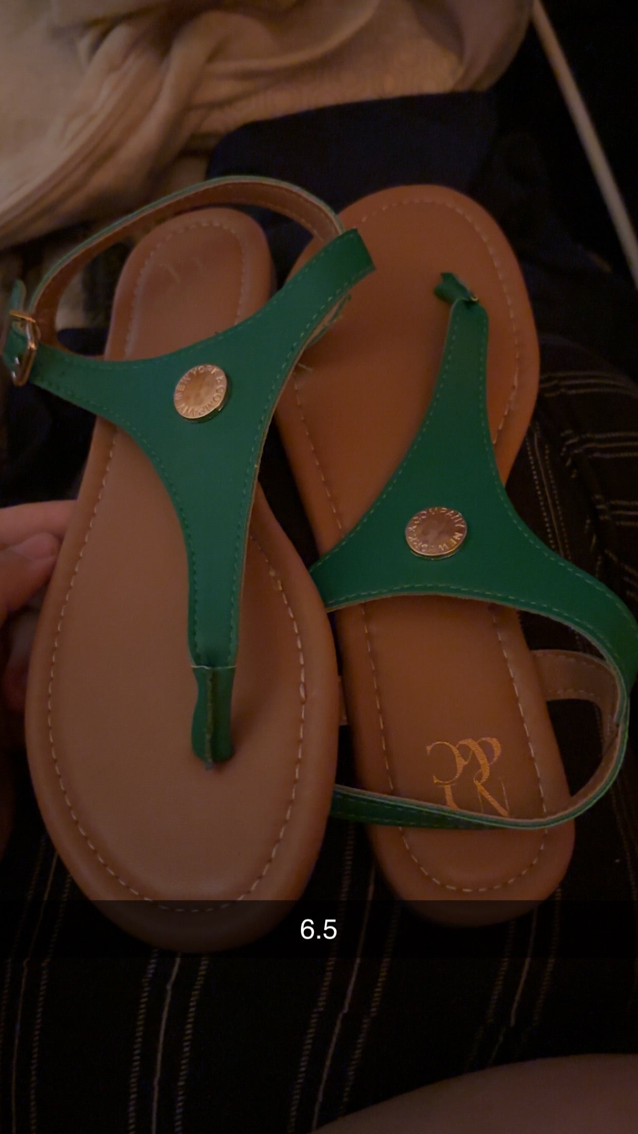Sandles